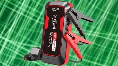 Amazon Has a Well-Reviewed 12V 4,000A Cordless Car Jump Starter for Just $25.64 After Coupon