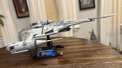 We Build LEGO The Mandalorian's N-1 Starfighter, A Celebration of Star Wars Ship Design