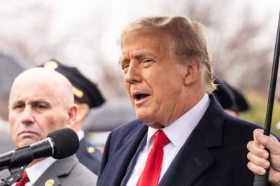 EUA: Trump impõe tarifa de 15% para proteger fabricantes de chips