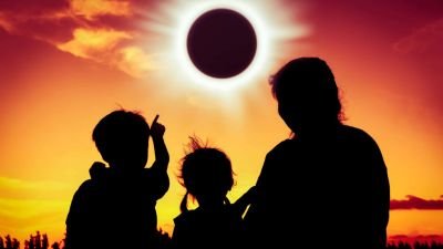 Após eclipse solar, dezenas procuram hospitais com dores nos olhos