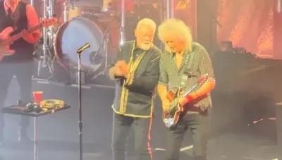 Brian May sobe ao palco no show solo de Roger Taylor em Londres e os dois tocam juntos duas músicas do Queen